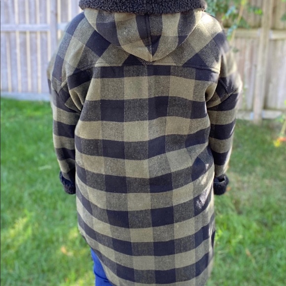 SOLD Coatagin - Picture 4 of 8